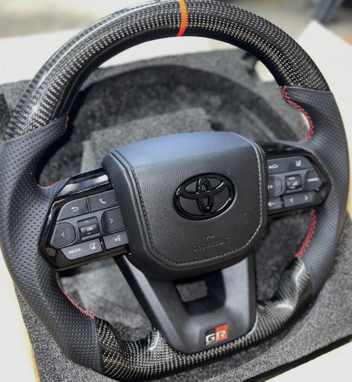 GR Carbon Leather Steering Wheel for Toyota 79 Series 2007–2025 with clockspring