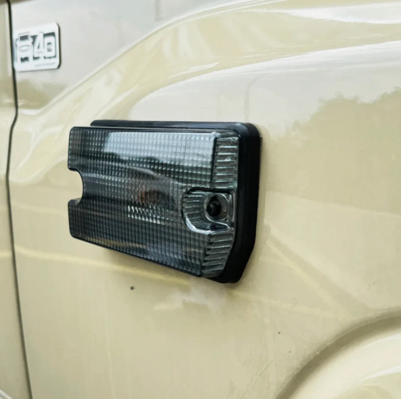 Smoked LED Turn Signal Indicator for Toyota Land Cruiser 70 Series